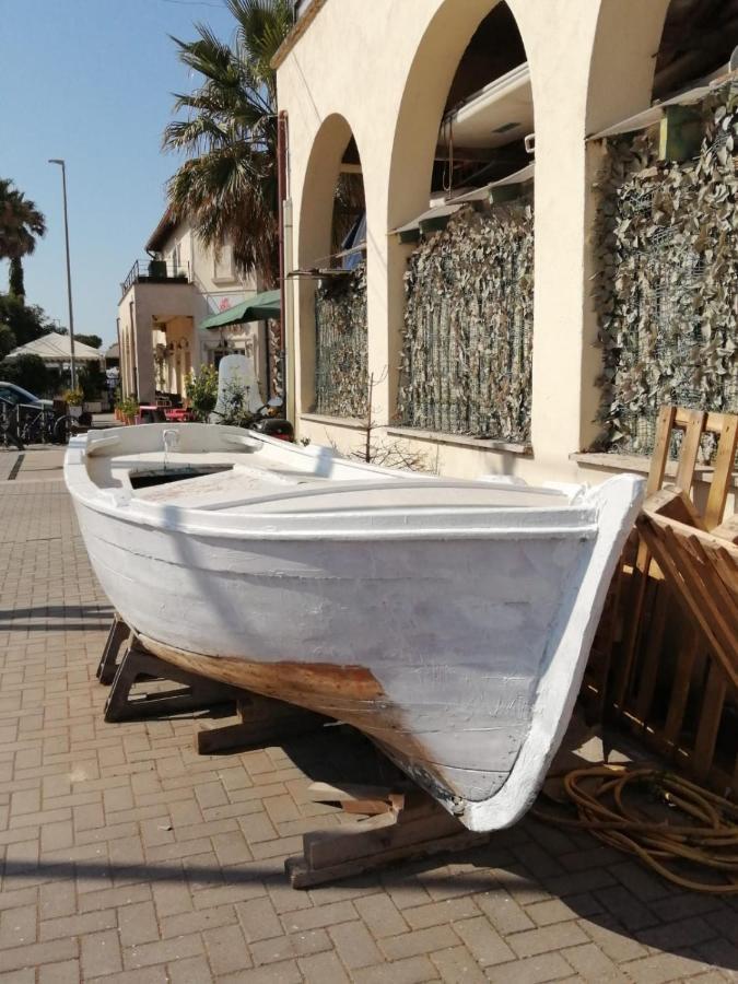 Roma Al Mare! Le Comete Del Borghetto Λίντο ντι Όστια Εξωτερικό φωτογραφία